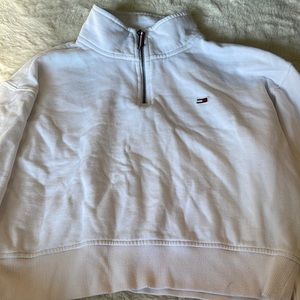 white cropped tommy jeans zip up
